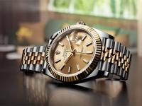 劳力士腕表表盘生锈处理方法详解（有效保养与修复技巧）